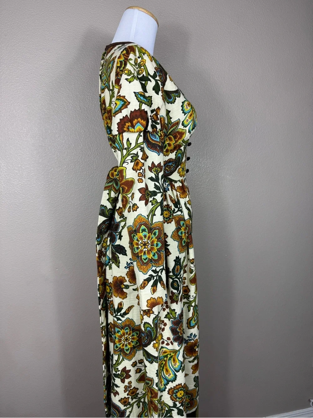 California Charmer 60’s Regency Tapestry Fabric Prairie Dress J